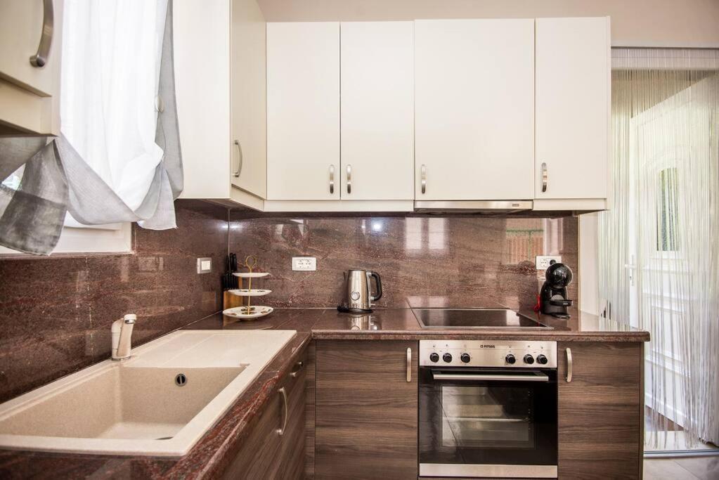 ארגוסטולי Joana Apartment מראה חיצוני תמונה